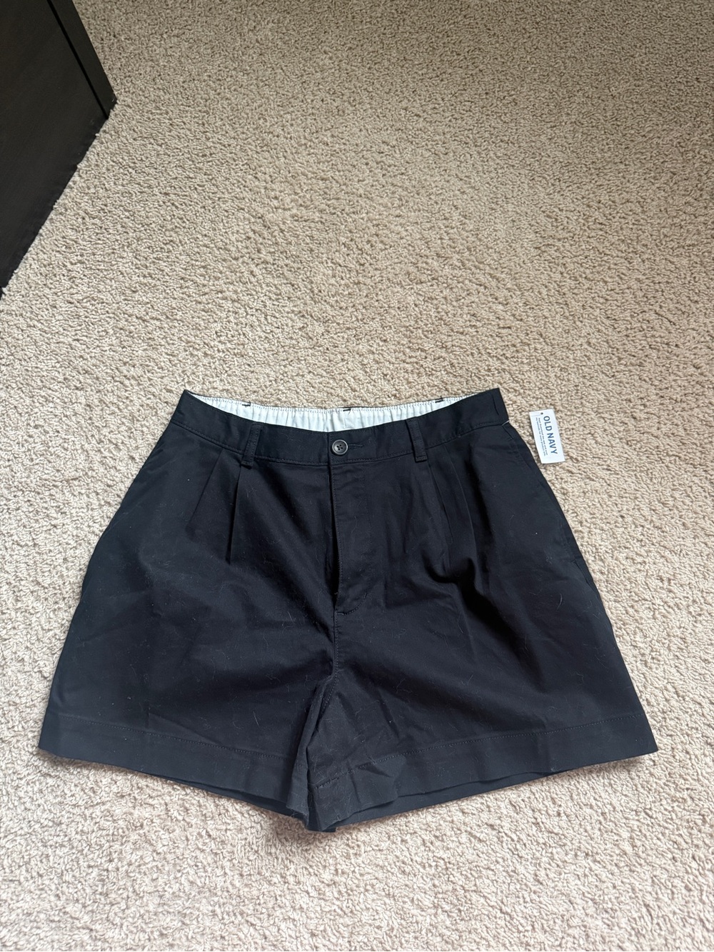 NWT Old Navy Black Pleated High-Rise Women's Shorts